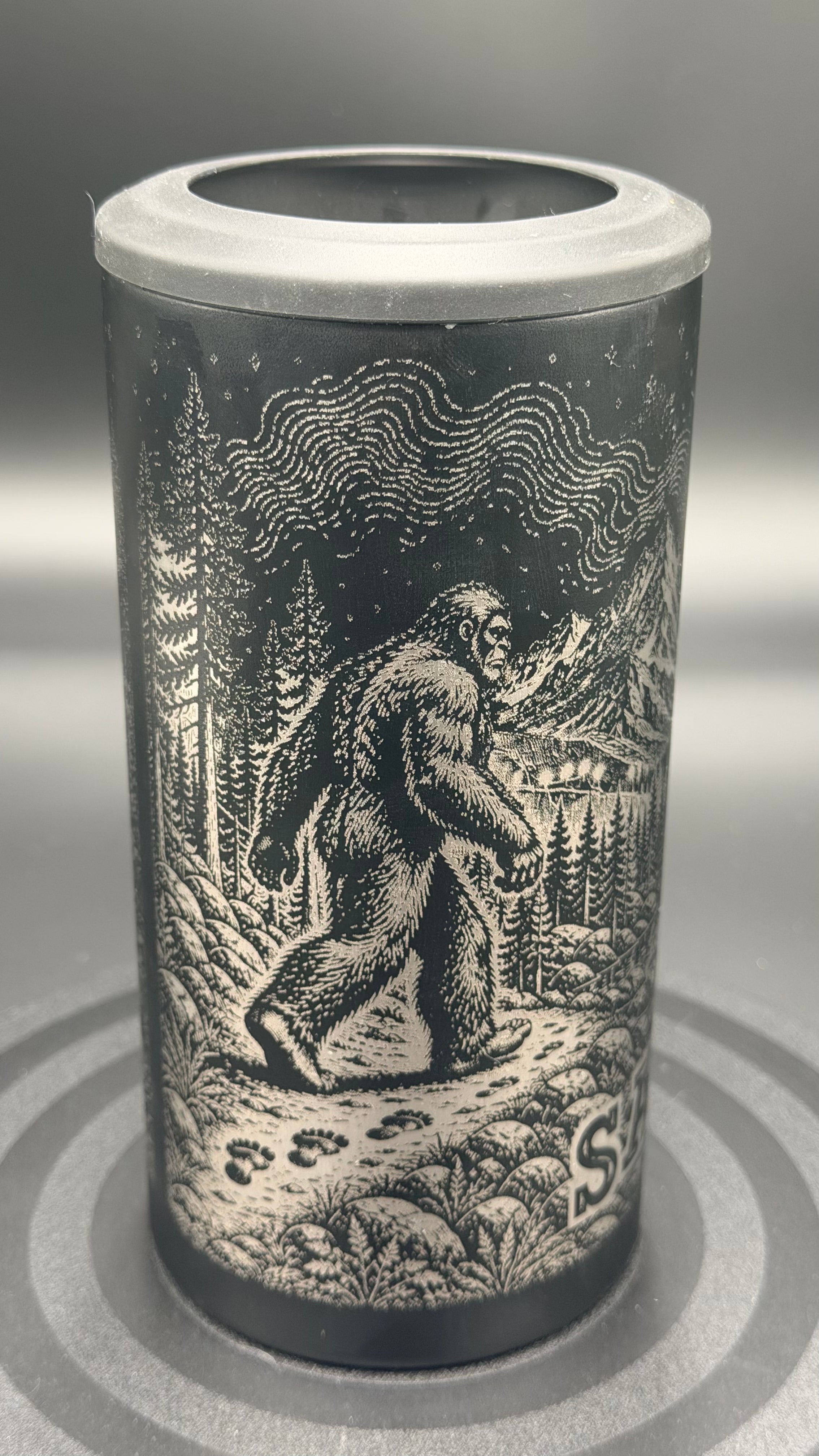 Personalized Bigfoot & UFO HOGG 4-in-1 Engraved Can Cooler